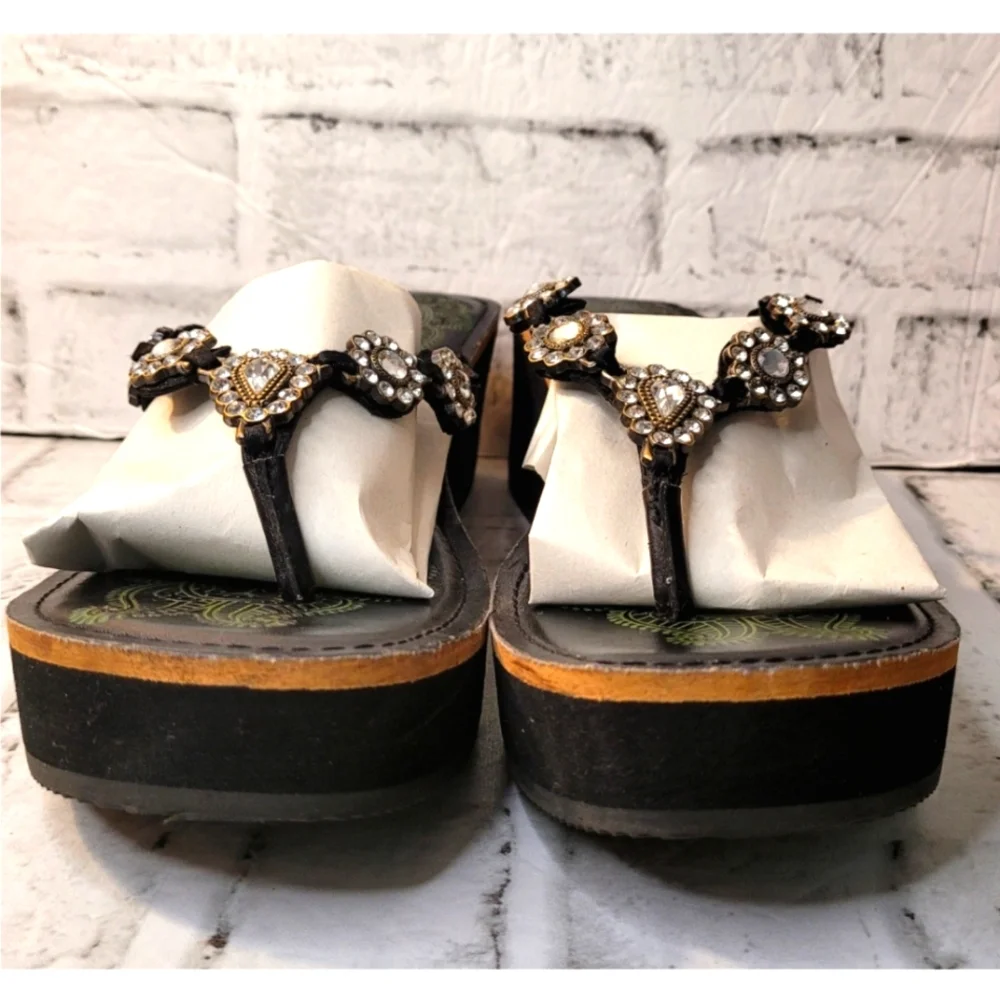 Skechers Shoes Womens Size 9.5 Cali Somethin Else Rhinestone Wedge Black Sandals